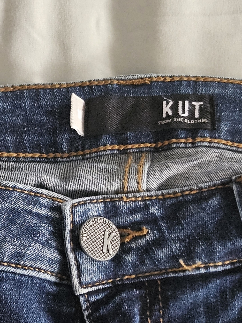 KUT From The Kloth Classic Blue Denim Jeans